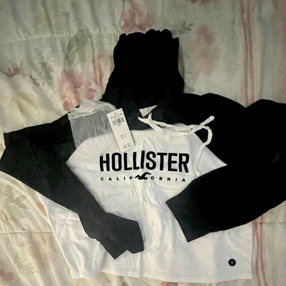 Hollister Pullover Hoodie